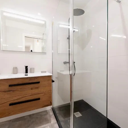 St Michel - Beau 3pieces En Centre-ville Climatise Διαμέρισμα